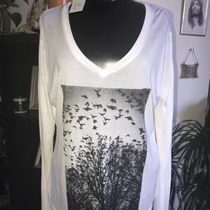 NWT Cara Loren Birds 🦅 Shirt